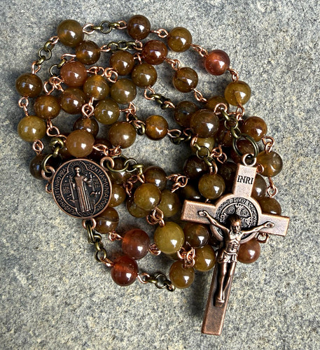 Handcrafted benedict red - benedict,