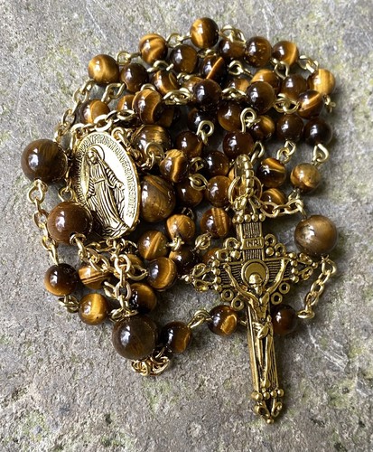 Stunning rosary handmade - stunning, in